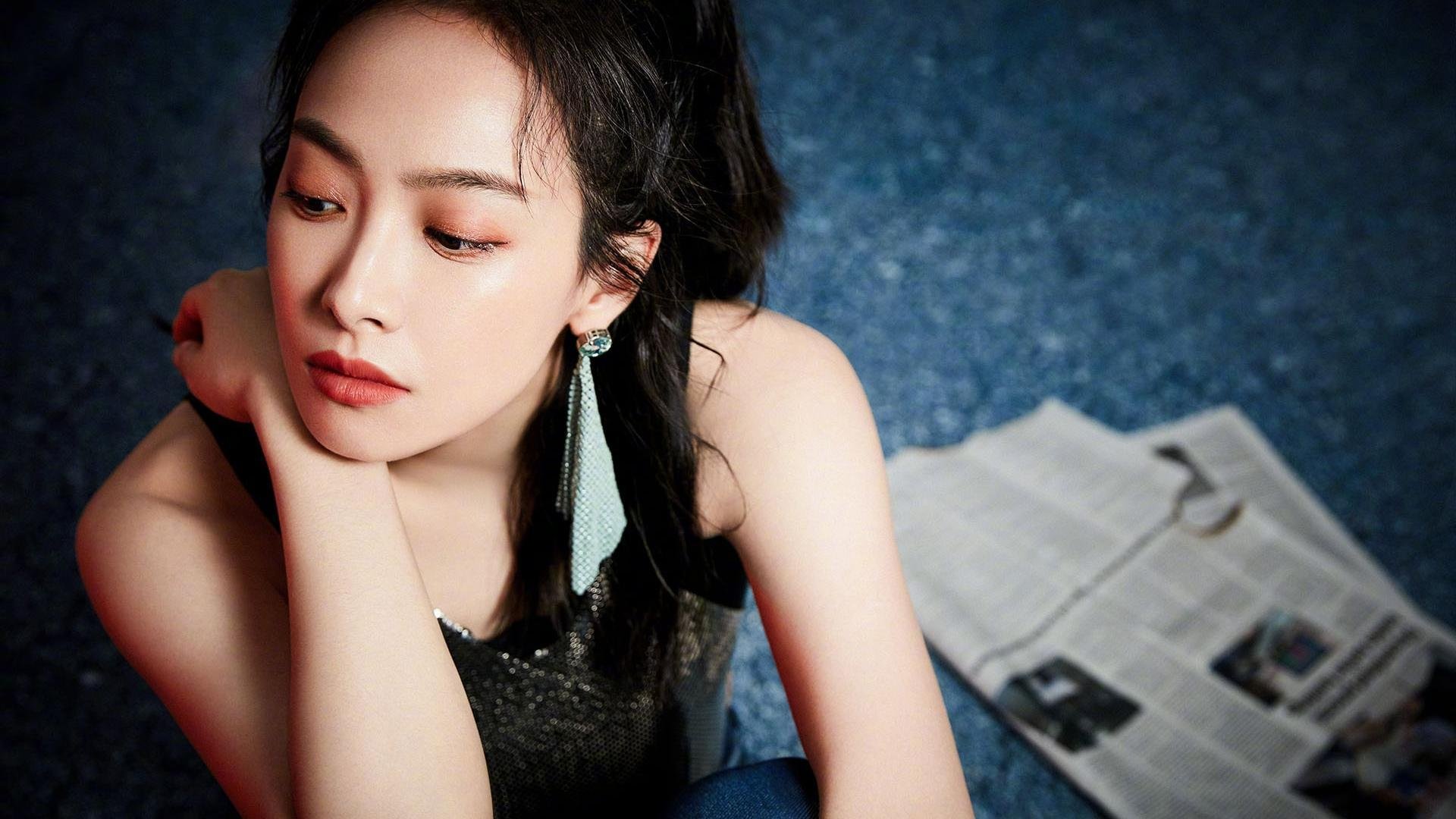 体育赛事焦点：女足比赛中的激烈对抗！，女足比赛精彩片段