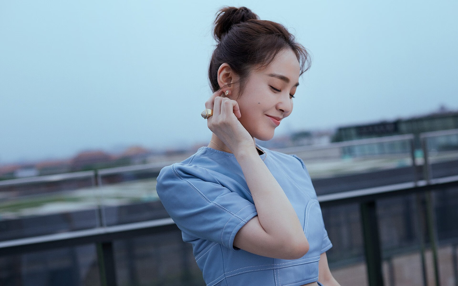 卡利亚里俱乐部士气高涨，切尔西队势如破竹，卡利亚里前锋